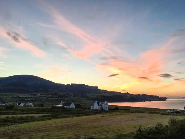 Amber'S Cottage Staffin Eksteriør billede